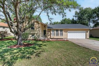 4828 SW Cochise AVE, Topeka, KS 66614