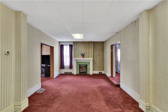 733 N Warren Ave, Apollo Boro, PA 15613