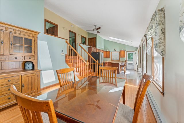 9 Mountain View Drive, Hudson, NH 03051