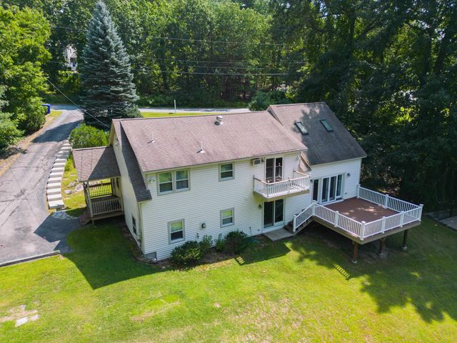 9 Mountain View Drive, Hudson, NH 03051