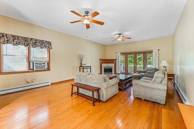 9 Mountain View Drive, Hudson, NH 03051