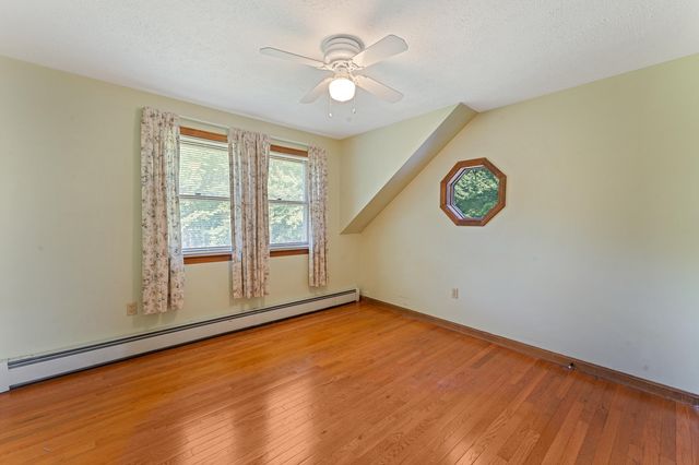 9 Mountain View Drive, Hudson, NH 03051