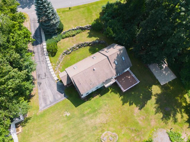9 Mountain View Drive, Hudson, NH 03051