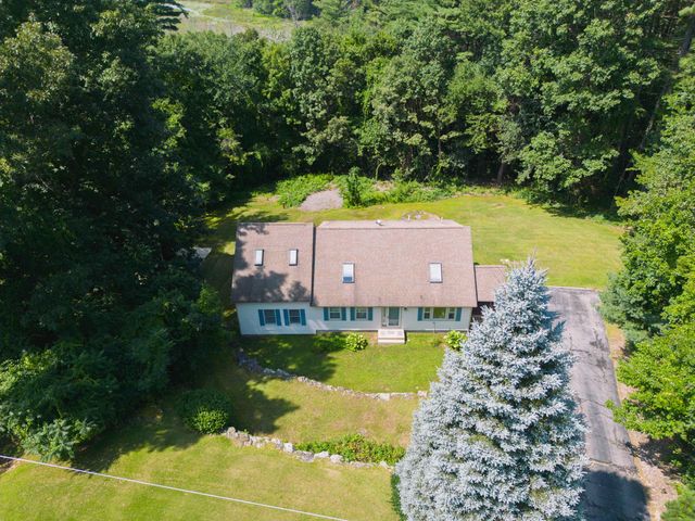 9 Mountain View Drive, Hudson, NH 03051