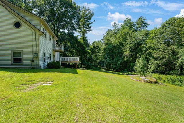 9 Mountain View Drive, Hudson, NH 03051