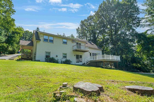 9 Mountain View Drive, Hudson, NH 03051