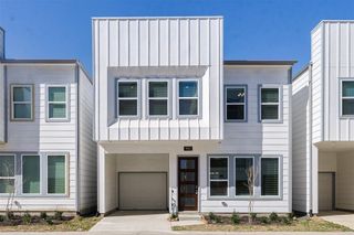 7713 Rainbow Close Lane, Houston, TX 77055