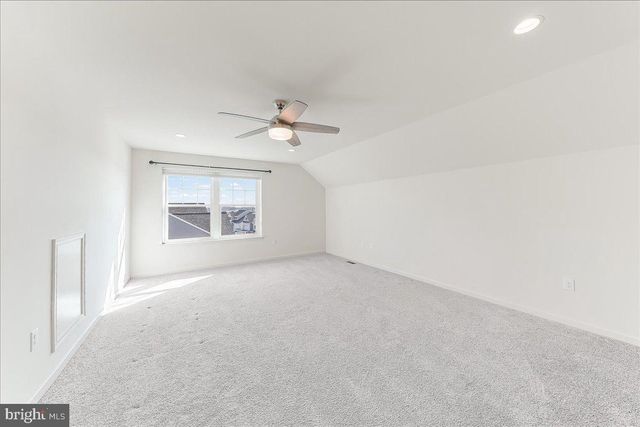 245 FLINTWOOD DR, Oxford, PA 19363