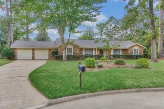 1906 Maple Lakes Drive, Kingwood, TX 77339