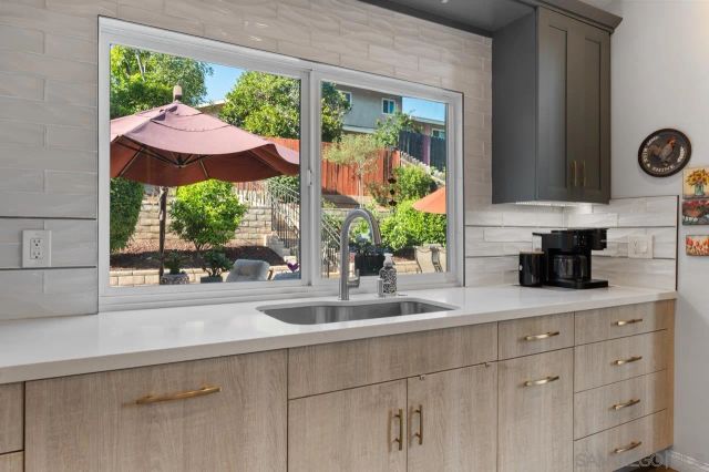 9320 Fletcher, La Mesa, CA 91941