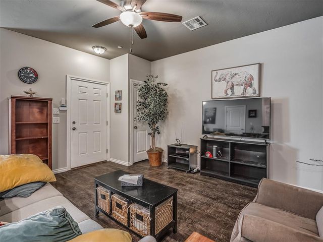1010 SW 91st Street, Oklahoma City, OK 73139