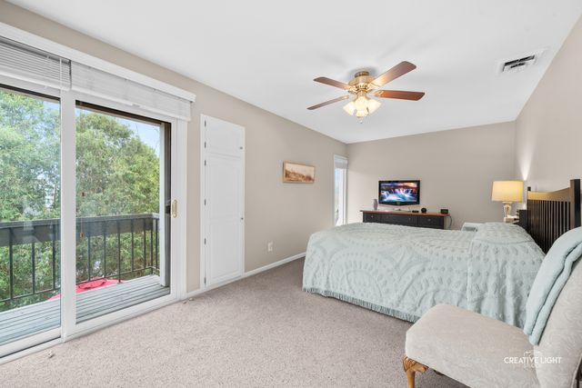 10 W Windsor Court, Sugar Grove, IL 60554