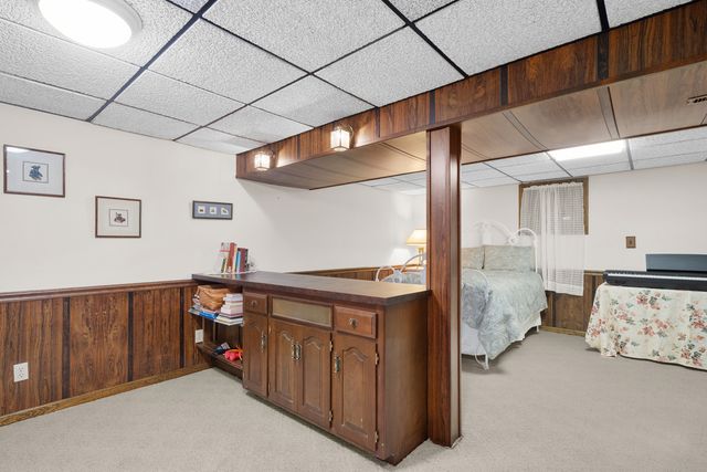 10 W Windsor Court, Sugar Grove, IL 60554