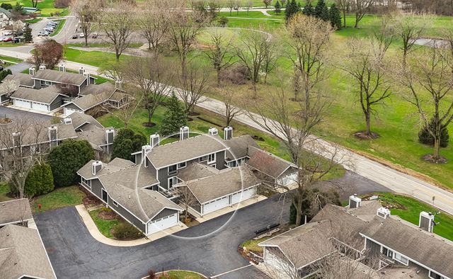 10 W Windsor Court, Sugar Grove, IL 60554