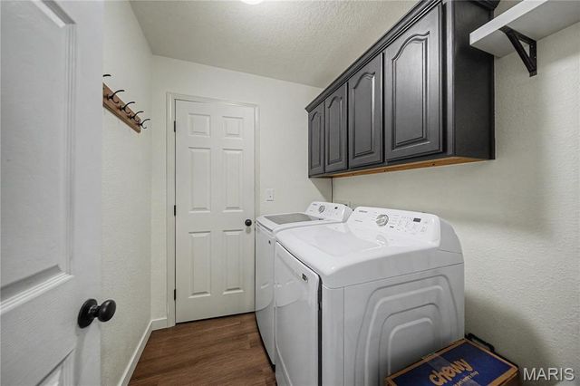 30421 Peach Blossom Lane, Lebanon, MO 65536