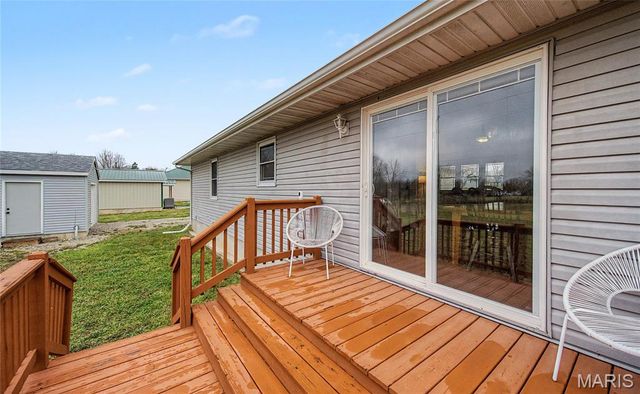 30421 Peach Blossom Lane, Lebanon, MO 65536