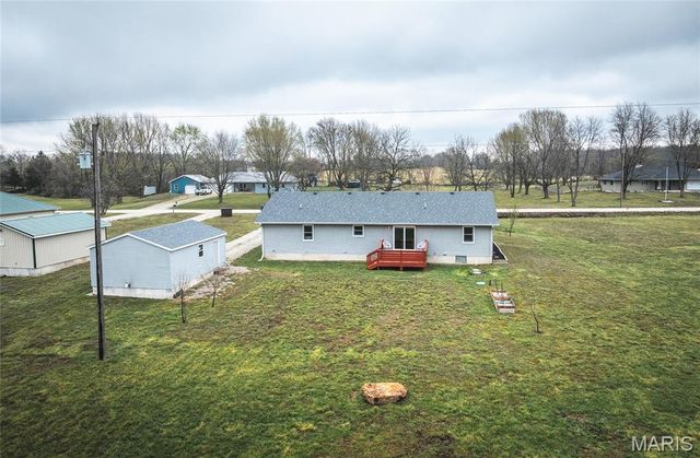 30421 Peach Blossom Lane, Lebanon, MO 65536