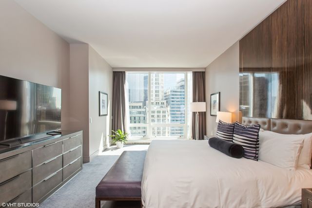 401 N Wabash Avenue 1936, Chicago, IL 60611
