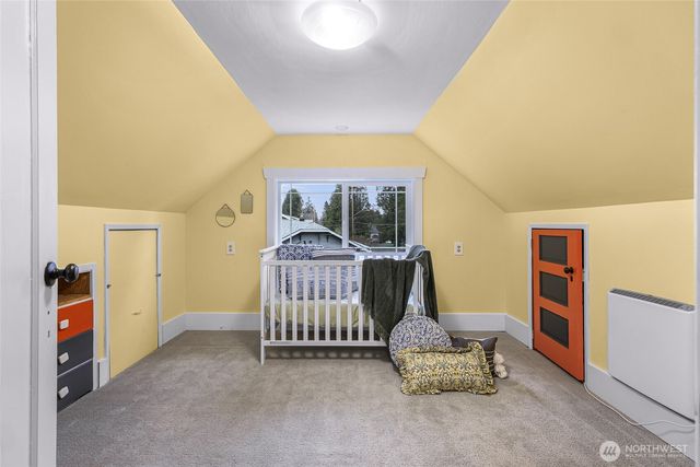 1420 E Maplewood Avenue, Bellingham, WA 98225