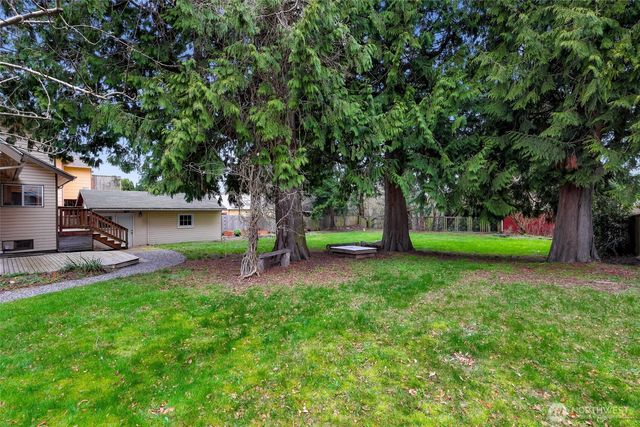 1420 E Maplewood Avenue, Bellingham, WA 98225