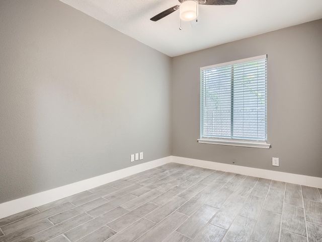 2503 Lakehurst DR, Austin, TX 78744