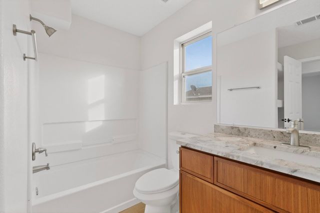 735 Redwood Street SW, Rio Rancho, NM 87124