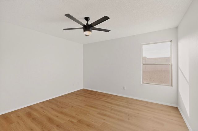 735 Redwood Street SW, Rio Rancho, NM 87124