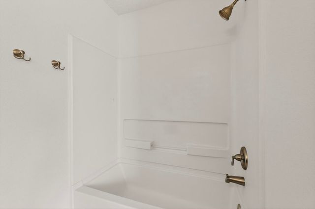 735 Redwood Street SW, Rio Rancho, NM 87124