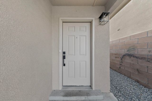 735 Redwood Street SW, Rio Rancho, NM 87124