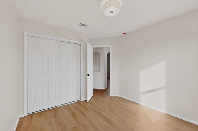 735 Redwood Street SW, Rio Rancho, NM 87124