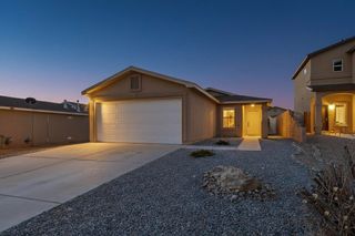 735 Redwood Street SW, Rio Rancho, NM 87124