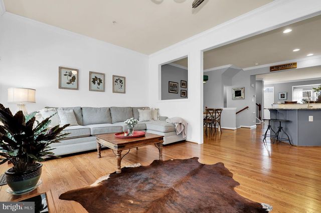 9678 ATTERBURY LN, Frederick, MD 21704