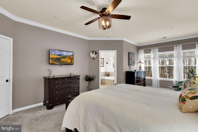 9678 ATTERBURY LN, Frederick, MD 21704