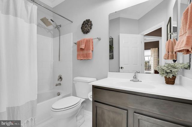 9678 ATTERBURY LN, Frederick, MD 21704