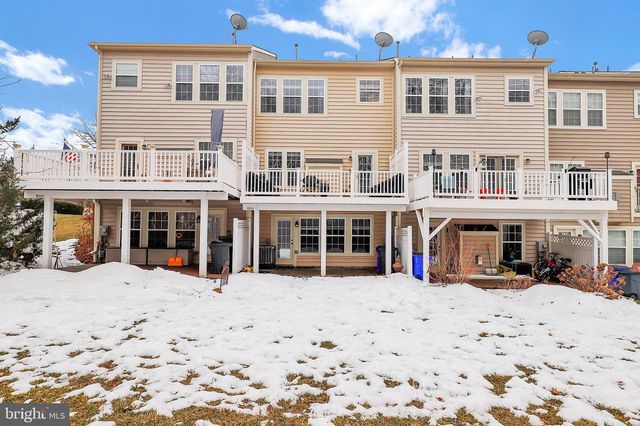 9678 ATTERBURY LN, Frederick, MD 21704