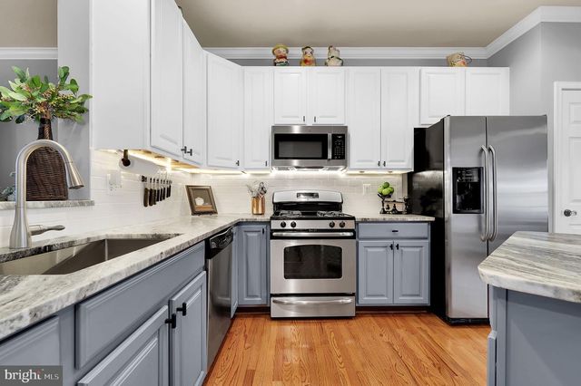 9678 ATTERBURY LN, Frederick, MD 21704