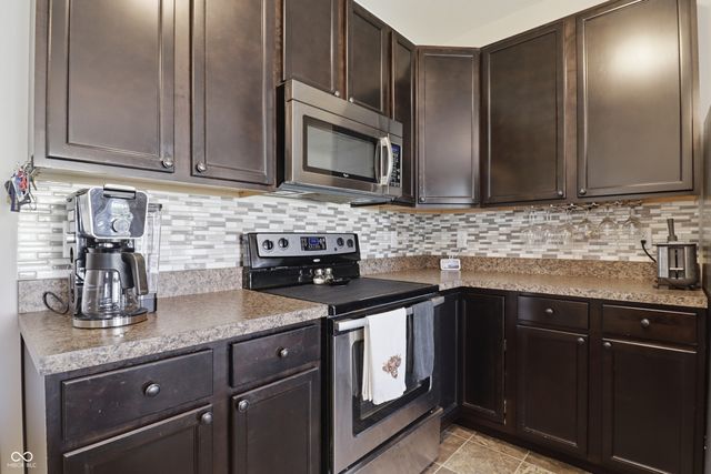 2743 Solidago Drive, Plainfield, IN 46168