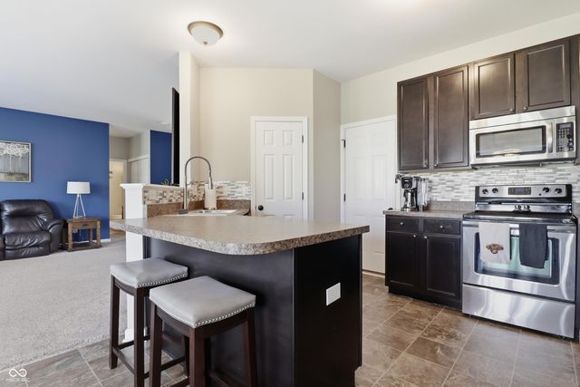 2743 Solidago Drive, Plainfield, IN 46168