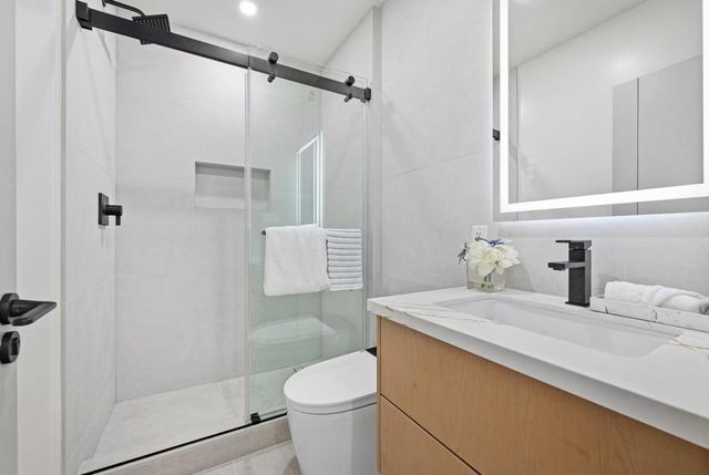 71 Blake Street, San Francisco, CA 94118
