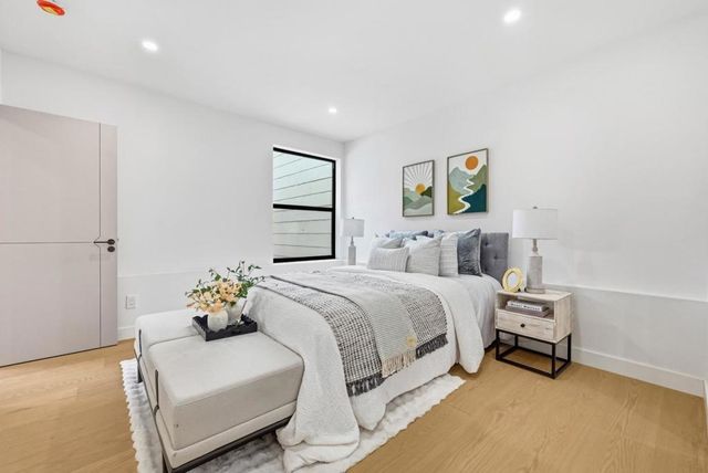 71 Blake Street, San Francisco, CA 94118