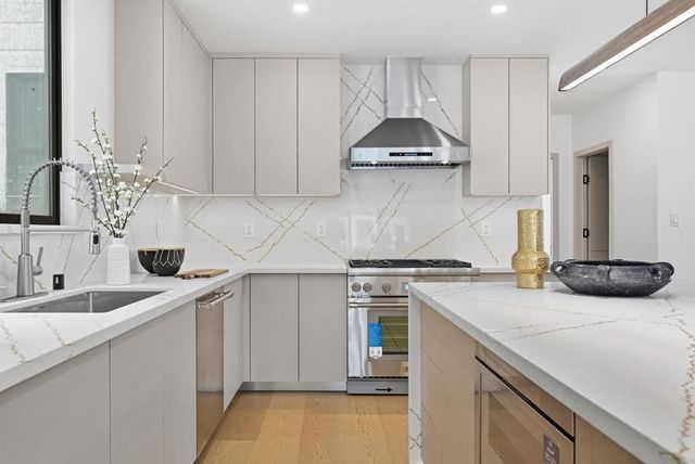 71 Blake Street, San Francisco, CA 94118