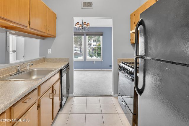 138 Aster Court, Jackson, NJ 08527