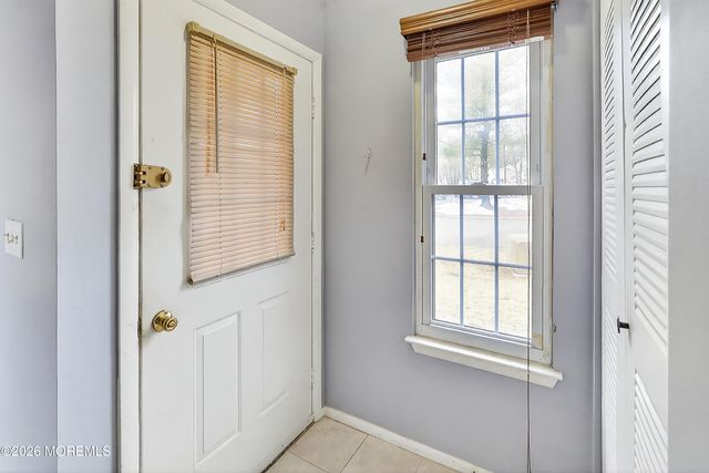 138 Aster Court, Jackson, NJ 08527