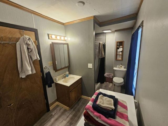 651 E Decker STREET, Viroqua, WI 54665