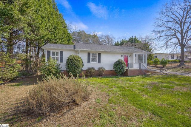 605 S Mountain View Road, Greer, SC 29651