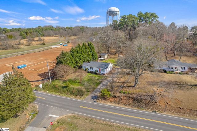 605 S Mountain View Road, Greer, SC 29651