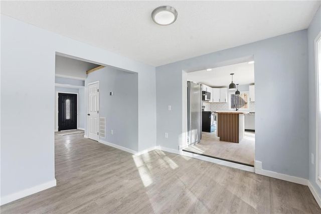 12007 E Alberta Street, Sugar Creek, MO 64054