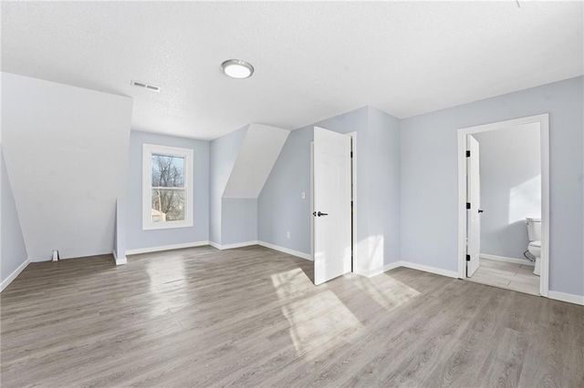 12007 E Alberta Street, Sugar Creek, MO 64054