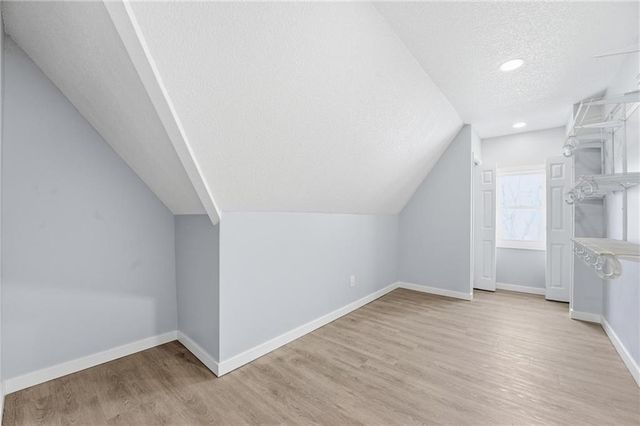 12007 E Alberta Street, Sugar Creek, MO 64054