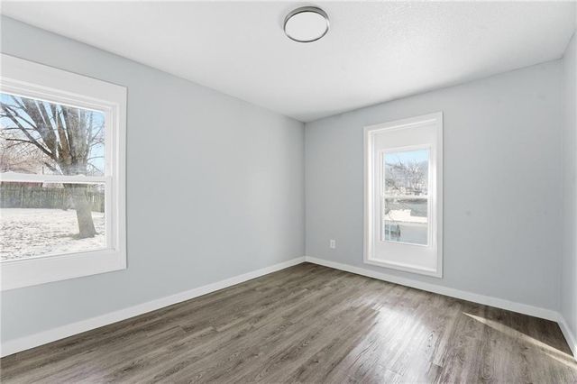 12007 E Alberta Street, Sugar Creek, MO 64054